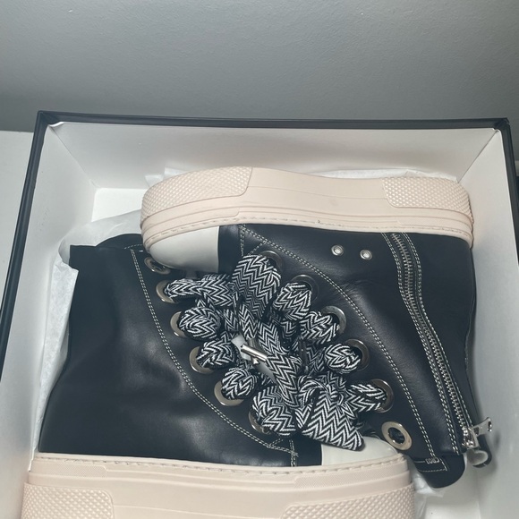 Black and White High-Top Sneakers - Picture 3 of 13